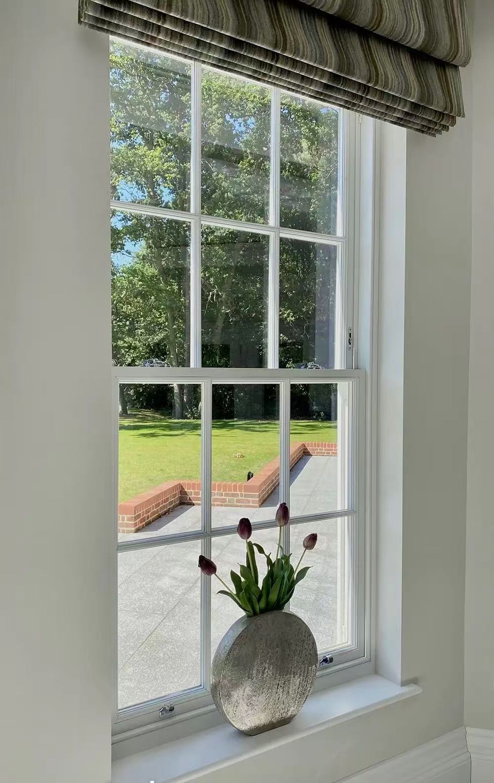 نوافذ معلقة من سلسلة 64 Upvc